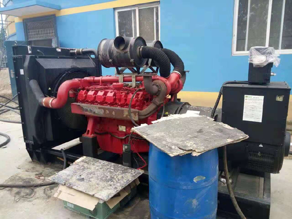 荔湾关于柴油发电机组水箱污垢的产生与清理