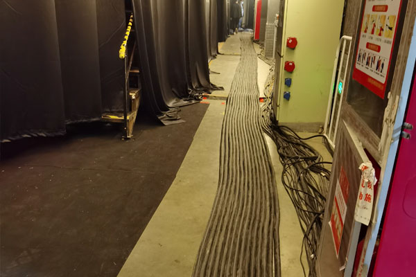 荔湾柴油发电机组的输出电压可以调节到哪些范围？